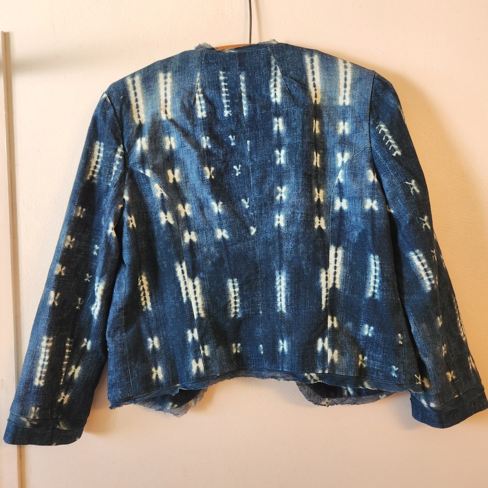 Anthropologie Indigo Blue Shibori Tie Dye Cotton Cropped Open Front Denim Jacket - Picture 4 of 8